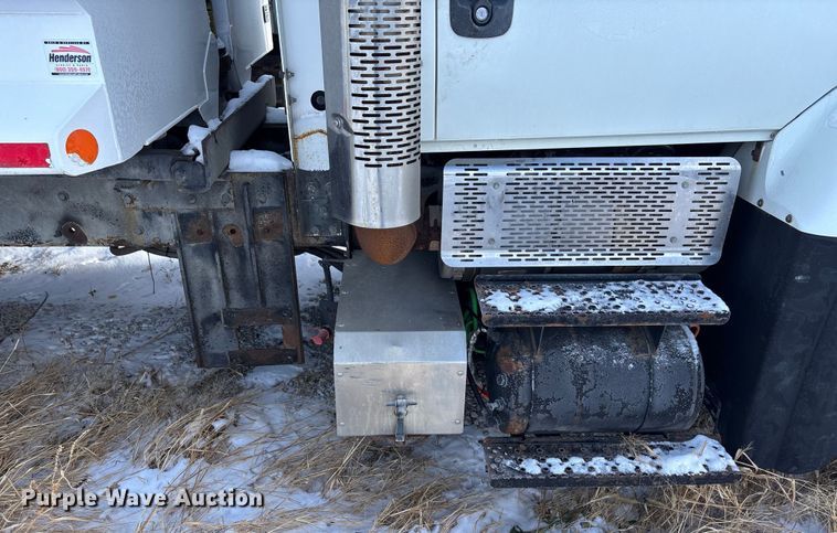 image for item EE4225 2012 International WorkStar 7600 Dump Truck