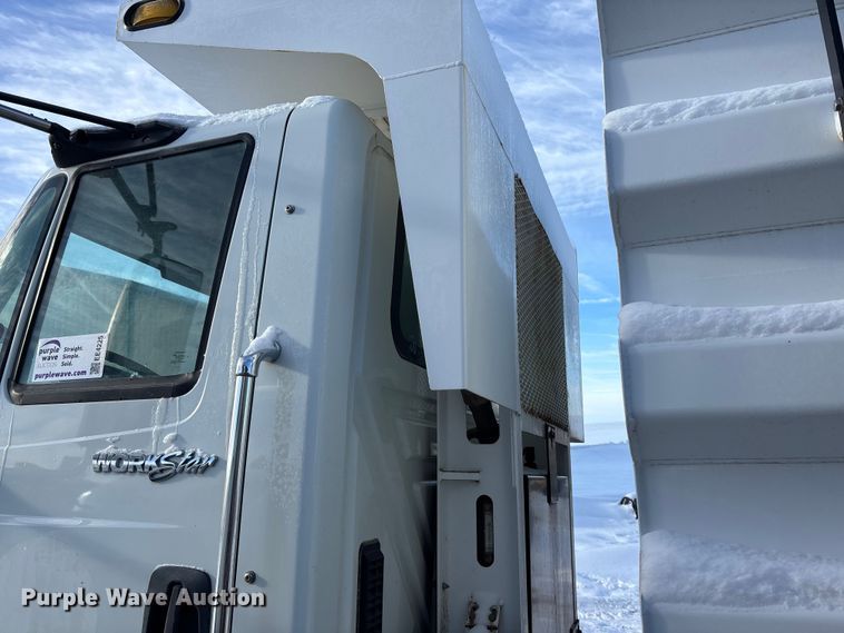 image for item EE4225 2012 International WorkStar 7600 Dump Truck