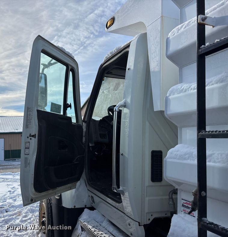 image for item EE4225 2012 International WorkStar 7600 Dump Truck