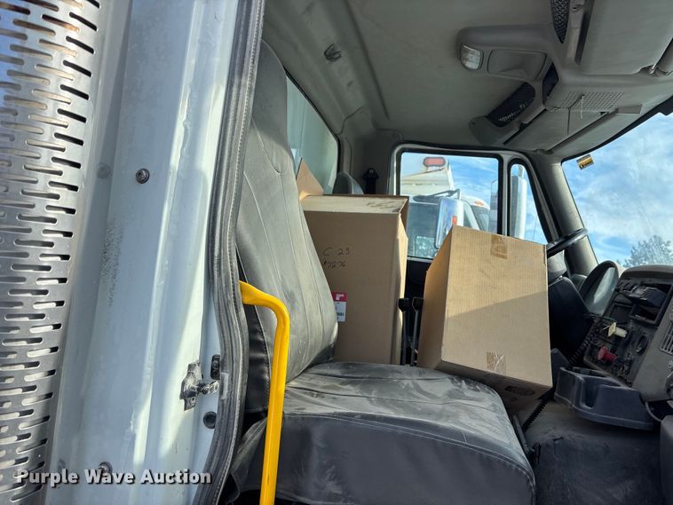 image for item EE4225 2012 International WorkStar 7600 Dump Truck