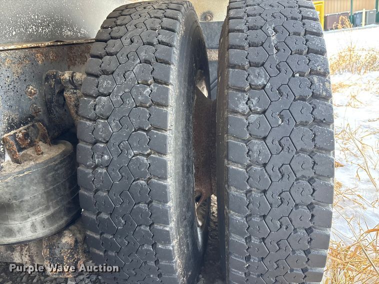 image for item EE4225 2012 International WorkStar 7600 Dump Truck