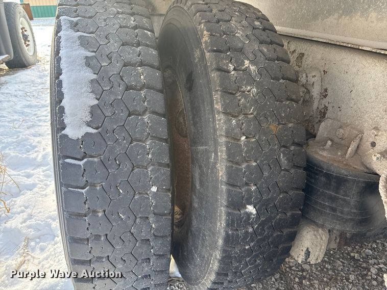 image for item EE4225 2012 International WorkStar 7600 Dump Truck