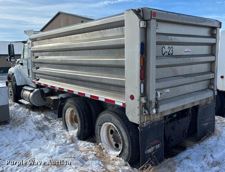 image for item EE4228 2014 International WorkStar 7600 dump truck