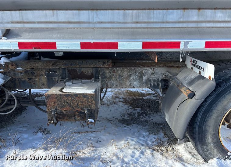 image for item EE4228 2014 International WorkStar 7600 dump truck