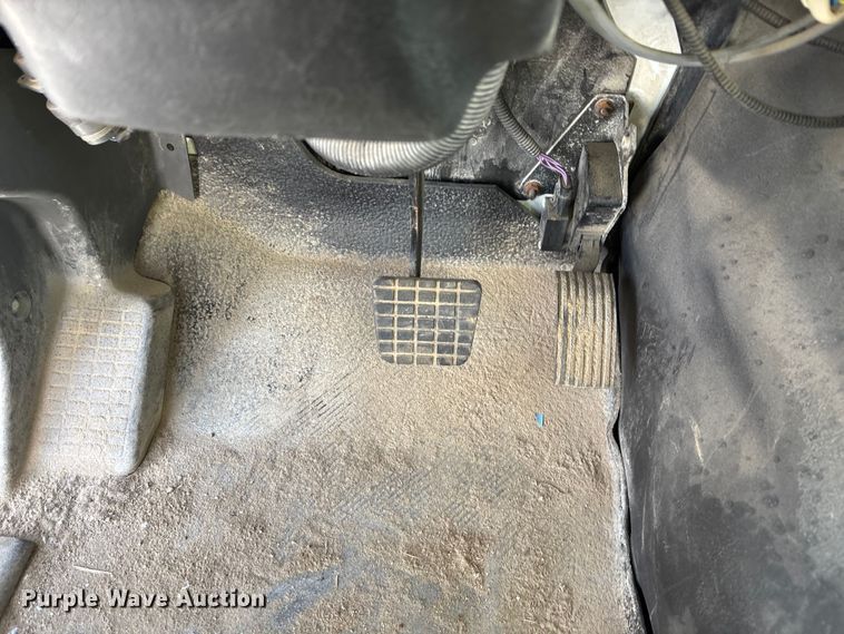 image for item EE4228 2014 International WorkStar 7600 dump truck