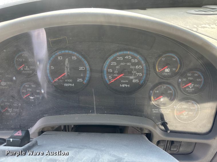 image for item EE4228 2014 International WorkStar 7600 dump truck