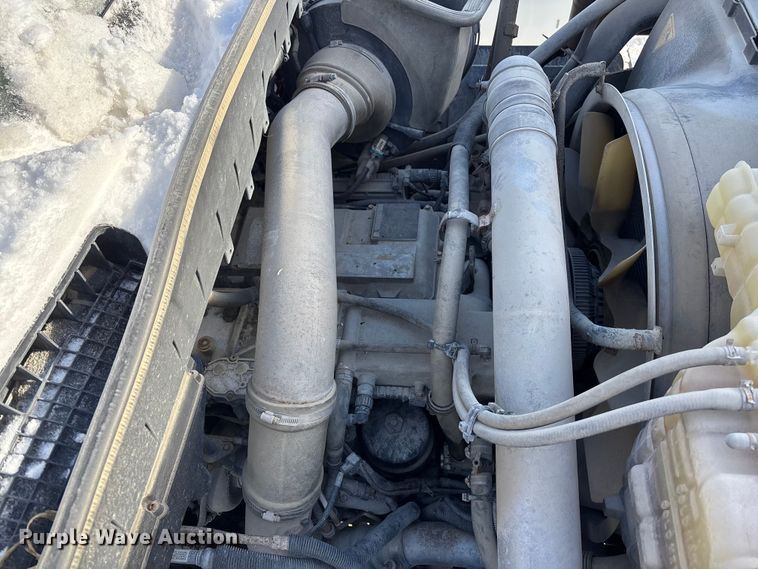 image for item EE4228 2014 International WorkStar 7600 dump truck