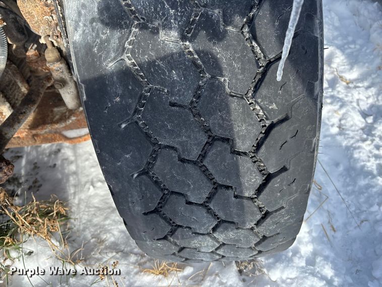 image for item EE4228 2014 International WorkStar 7600 dump truck