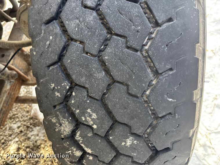 image for item EE4228 2014 International WorkStar 7600 dump truck