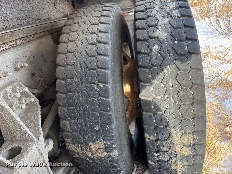 image for item EE4228 2014 International WorkStar 7600 dump truck