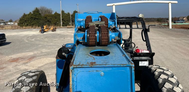 image for item EE4455 2014 Genie GTH-1056 telehandler