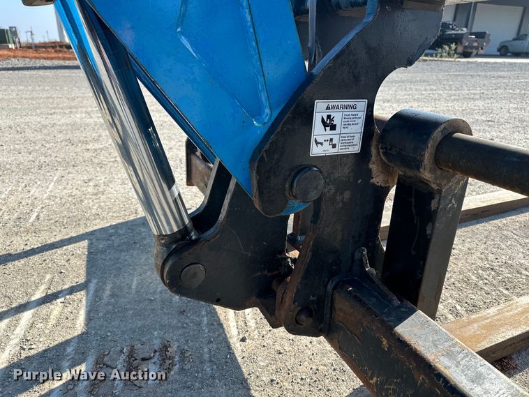 image for item EE4455 2014 Genie GTH-1056 telehandler