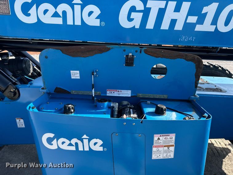 image for item EE4455 2014 Genie GTH-1056 telehandler