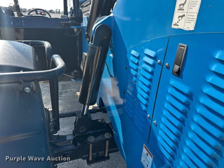 image for item EE4455 2014 Genie GTH-1056 telehandler