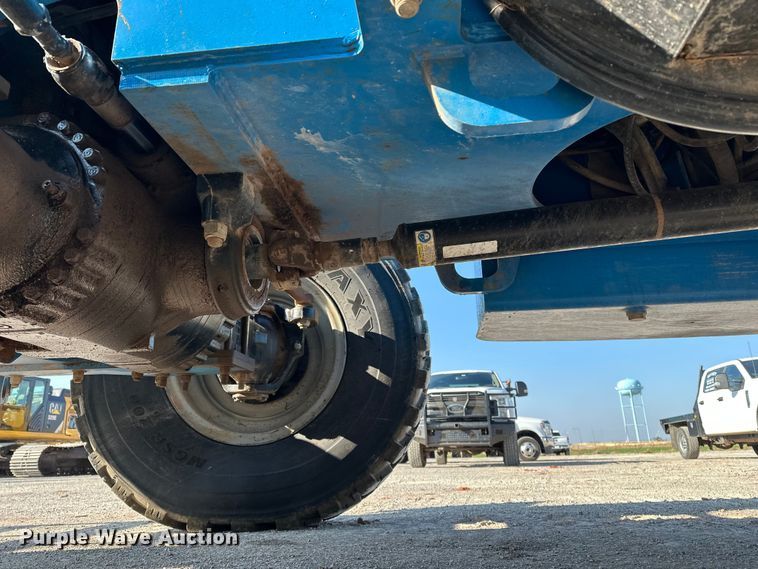 image for item EE4455 2014 Genie GTH-1056 telehandler