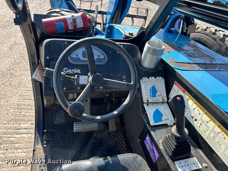 image for item EE4455 2014 Genie GTH-1056 telehandler
