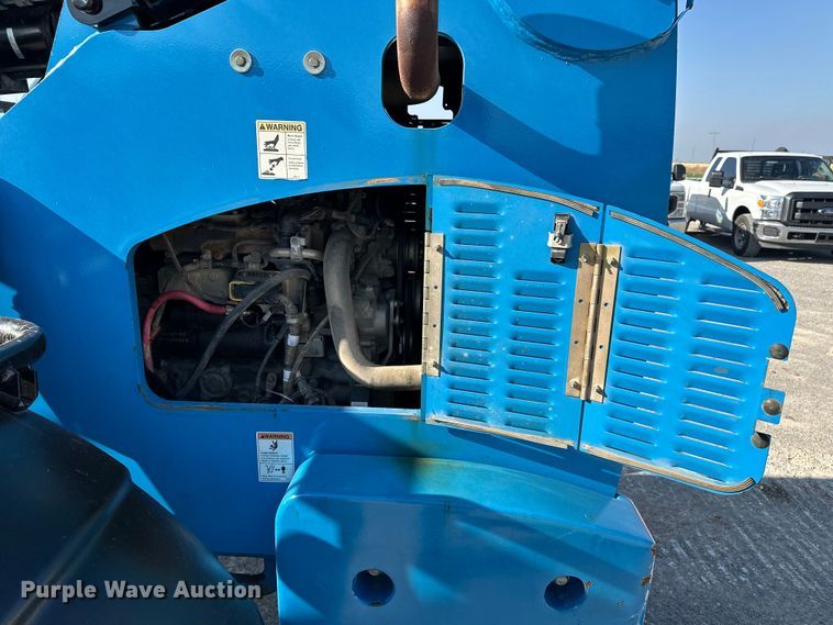 image for item EE4455 2014 Genie GTH-1056 telehandler