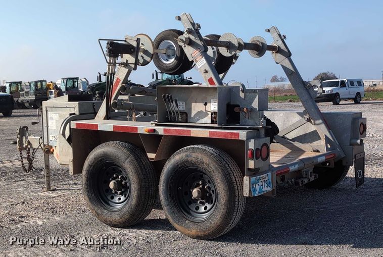 image for item EE4457 2020 Larson Cable Trailers reel trailer