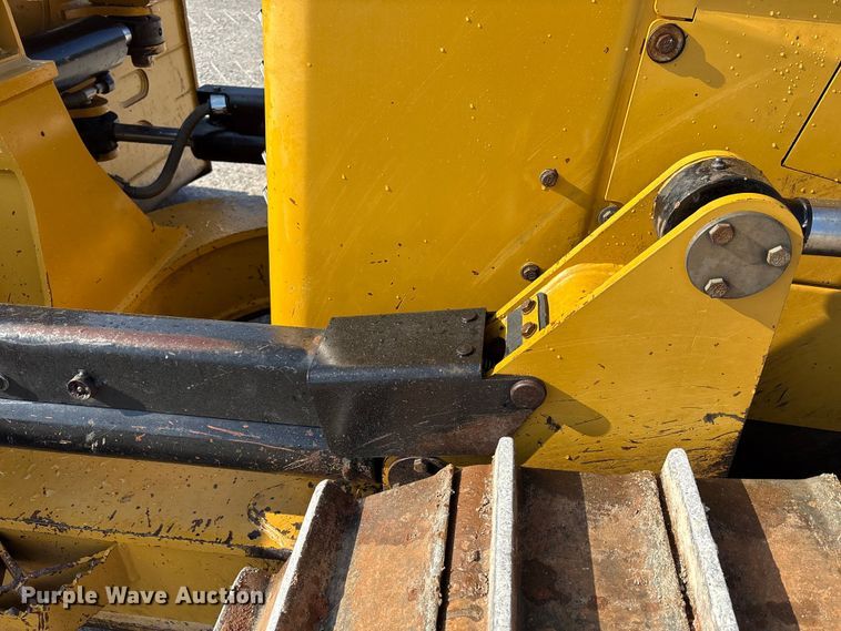 image for item EE4460 2013 Caterpillar D6N XL dozer
