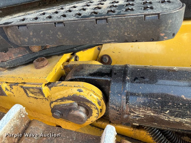 image for item EE4460 2013 Caterpillar D6N XL dozer