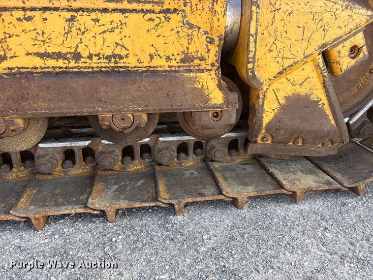 image for item EE4460 2013 Caterpillar D6N XL dozer