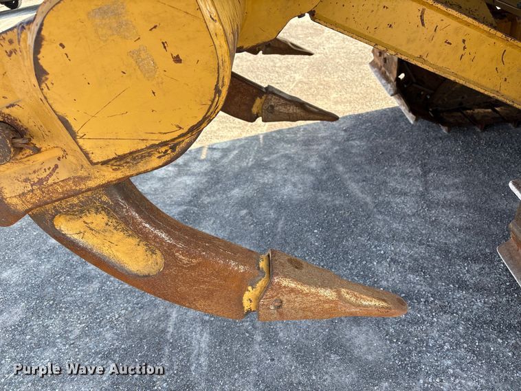 image for item EE4460 2013 Caterpillar D6N XL dozer