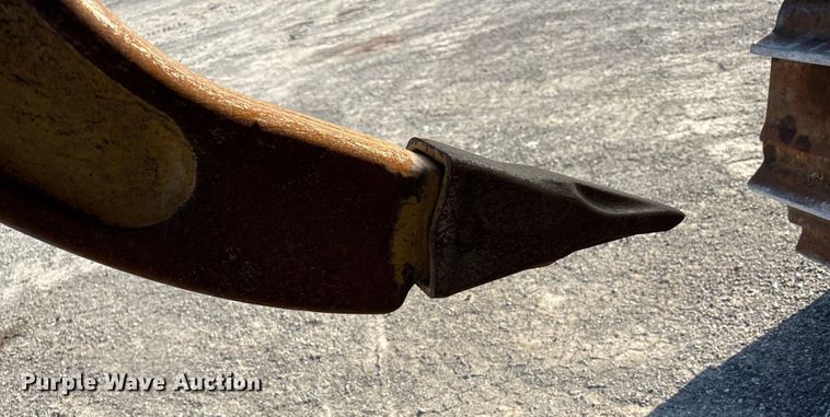 image for item EE4460 2013 Caterpillar D6N XL dozer