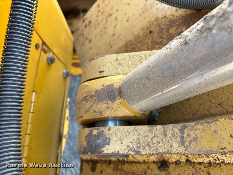 image for item EE4460 2013 Caterpillar D6N XL dozer