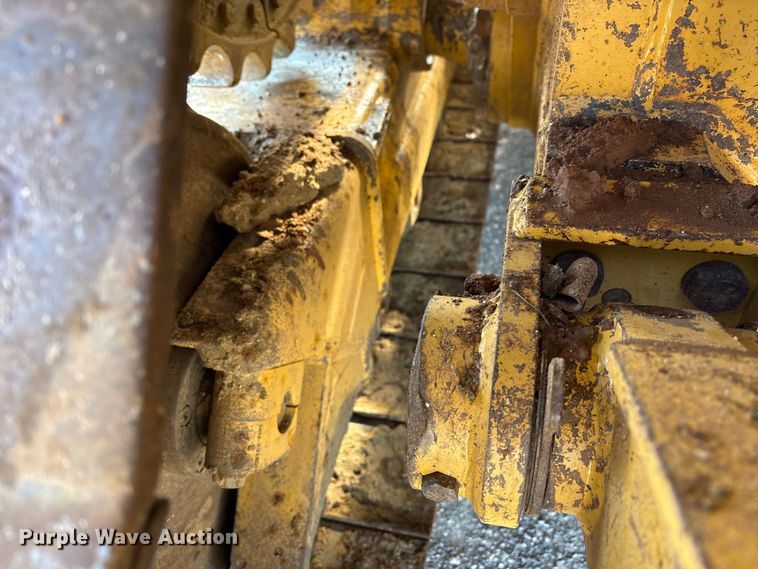 image for item EE4460 2013 Caterpillar D6N XL dozer