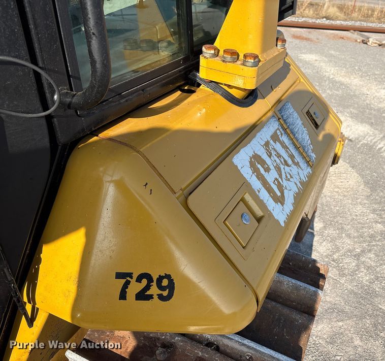 image for item EE4460 2013 Caterpillar D6N XL dozer