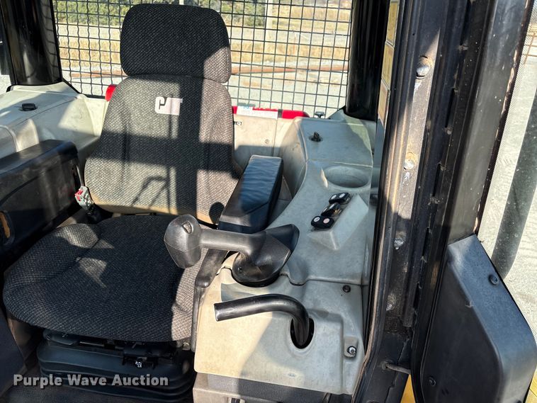 image for item EE4460 2013 Caterpillar D6N XL dozer