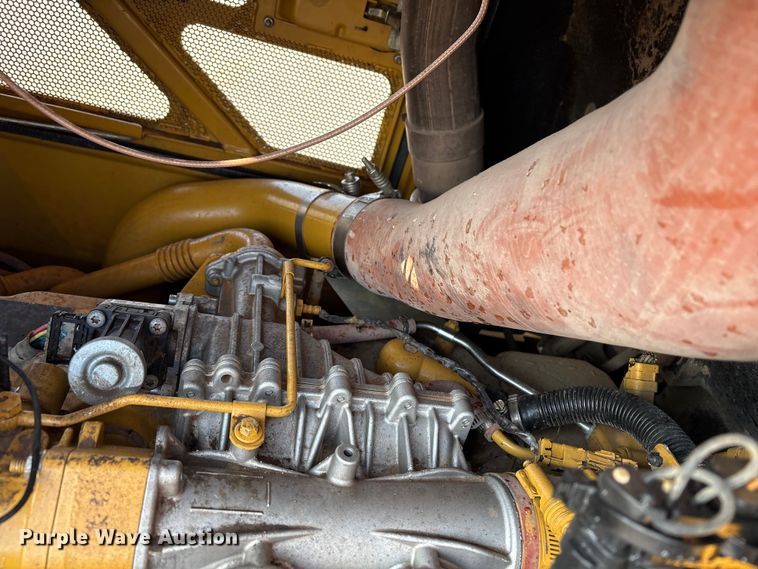 image for item EE4460 2013 Caterpillar D6N XL dozer