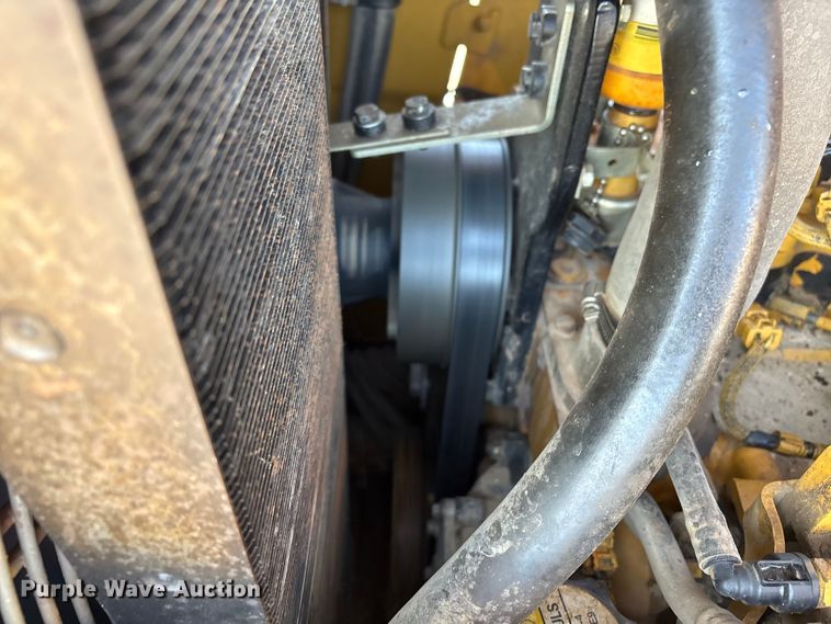 image for item EE4460 2013 Caterpillar D6N XL dozer