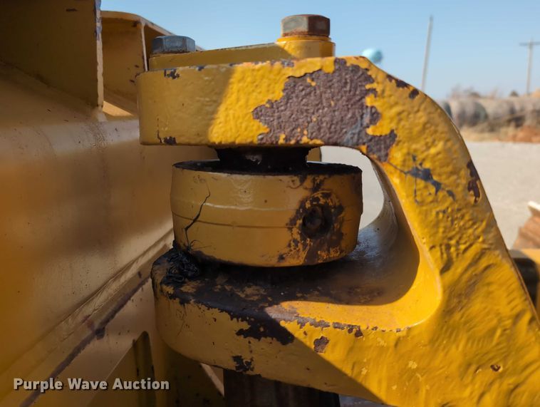 image for item EE4461 2011 Caterpillar D6N XL dozer