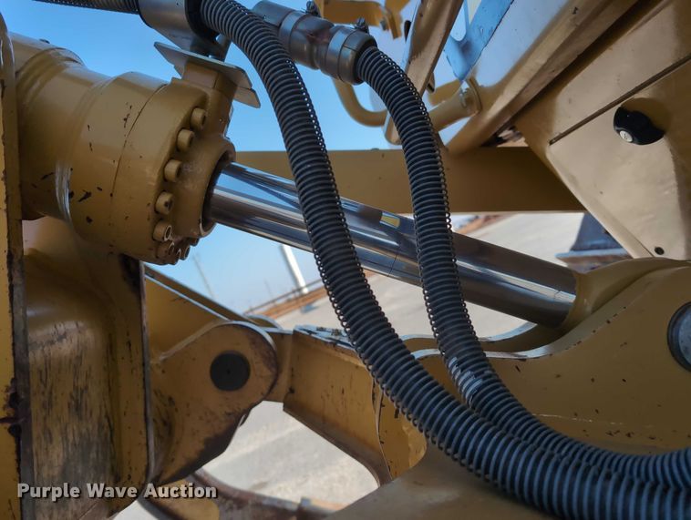 image for item EE4461 2011 Caterpillar D6N XL dozer