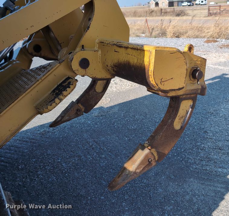 image for item EE4461 2011 Caterpillar D6N XL dozer