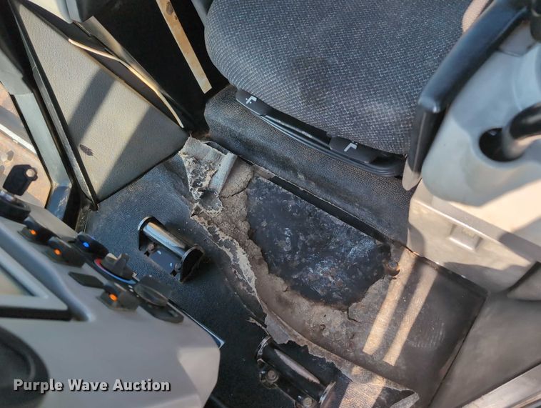 image for item EE4461 2011 Caterpillar D6N XL dozer