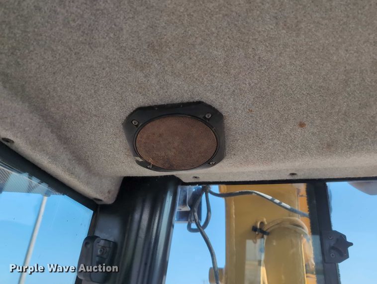 image for item EE4461 2011 Caterpillar D6N XL dozer