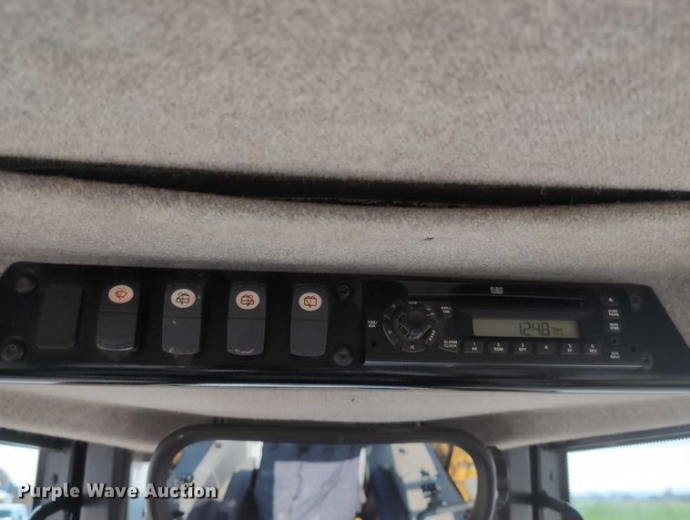 image for item EE4461 2011 Caterpillar D6N XL dozer