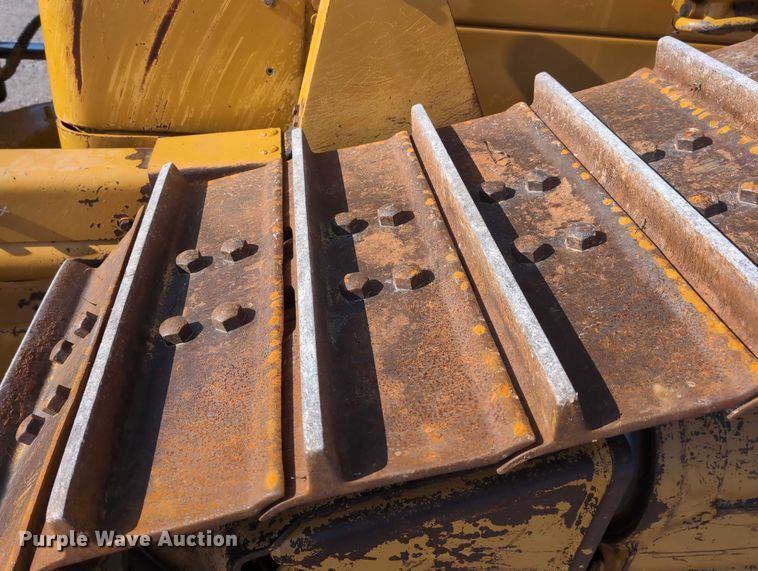 image for item EE4461 2011 Caterpillar D6N XL dozer