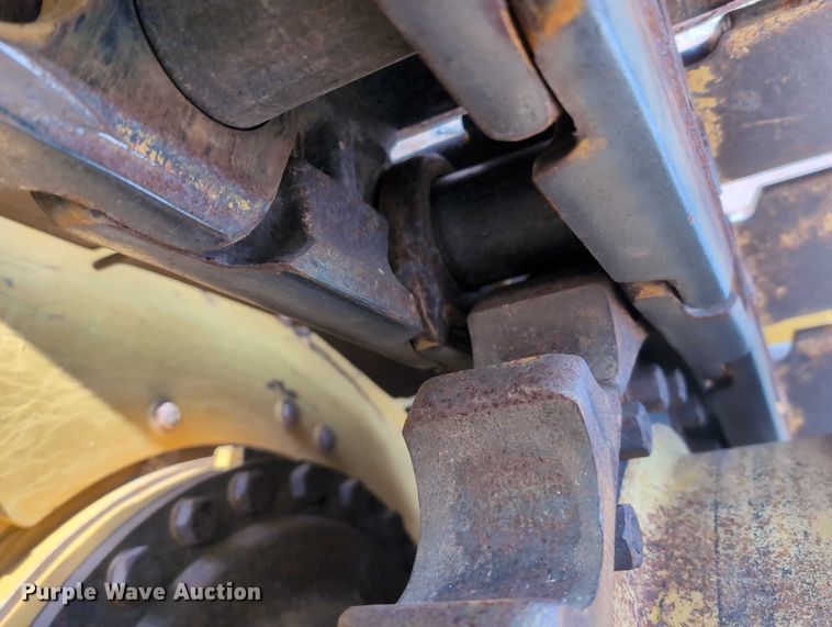 image for item EE4461 2011 Caterpillar D6N XL dozer