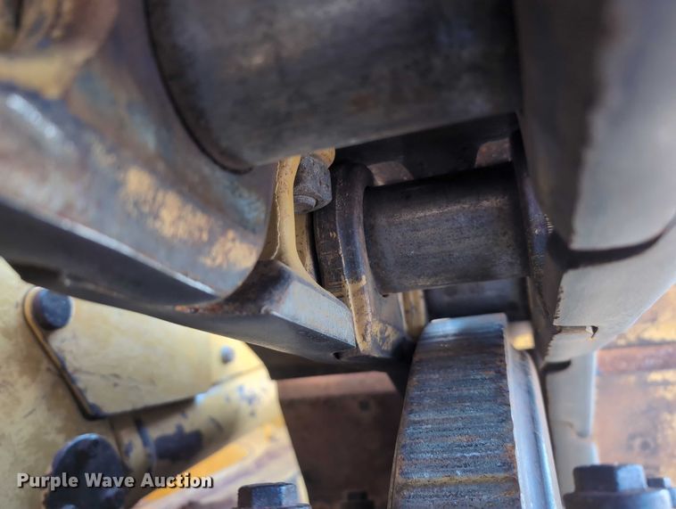 image for item EE4461 2011 Caterpillar D6N XL dozer