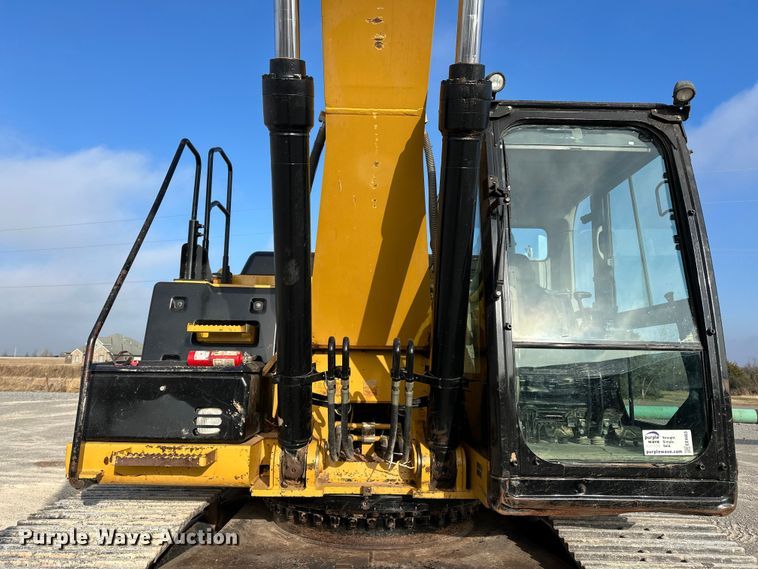 image for item EE4463 2013 Caterpillar 329EL excavator