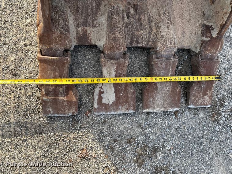 image for item EE4463 2013 Caterpillar 329EL excavator