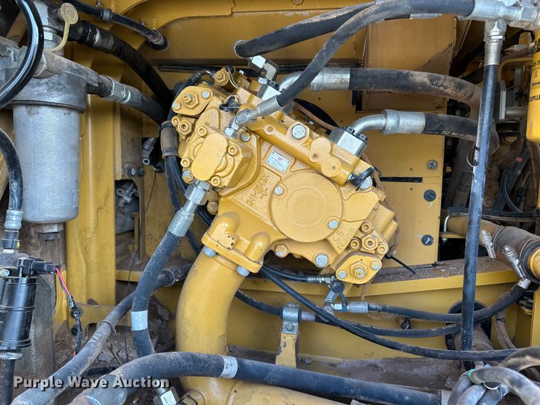 image for item EE4463 2013 Caterpillar 329EL excavator