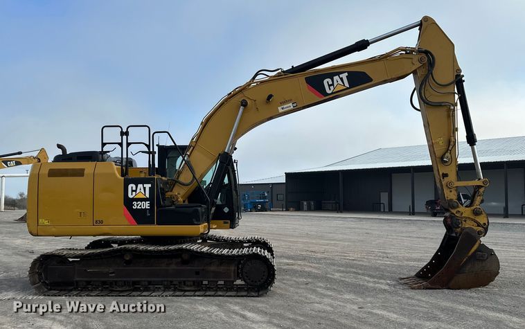 EXCAVADORA 2014 CATERPILLAR 320EL