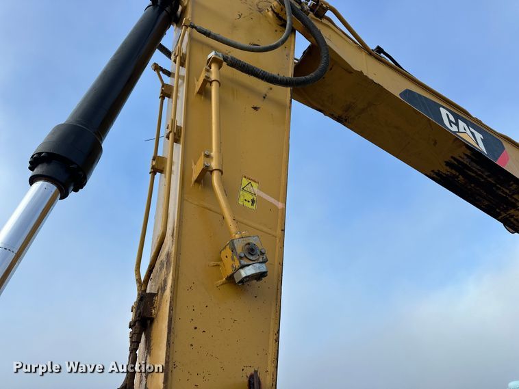 image for item EE4465 2014 Caterpillar 320EL excavator