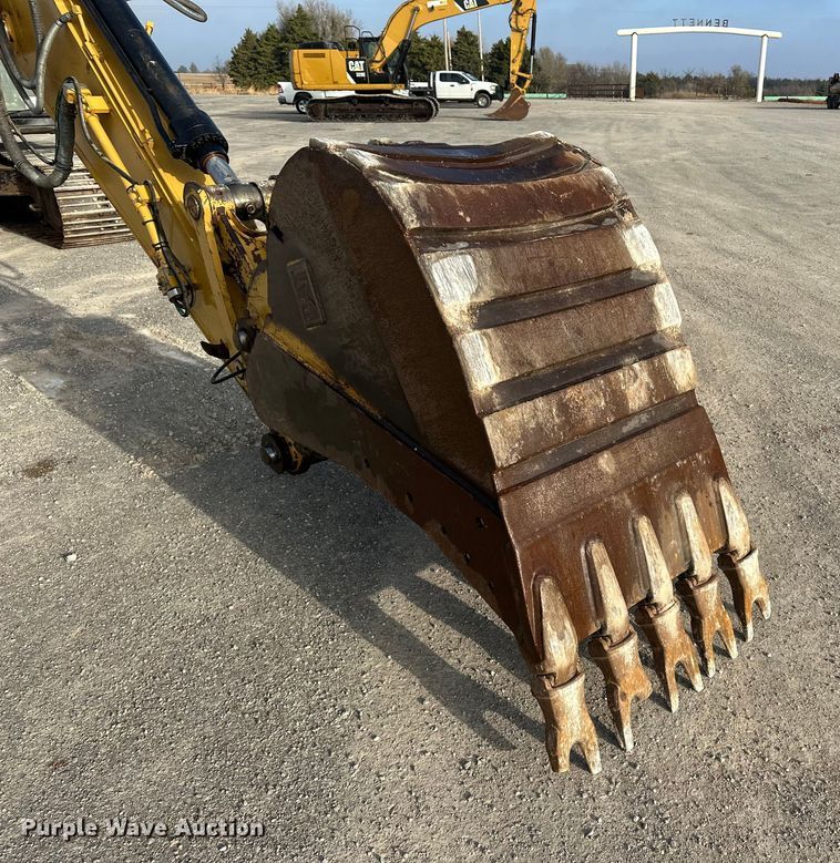 image for item EE4465 2014 Caterpillar 320EL excavator