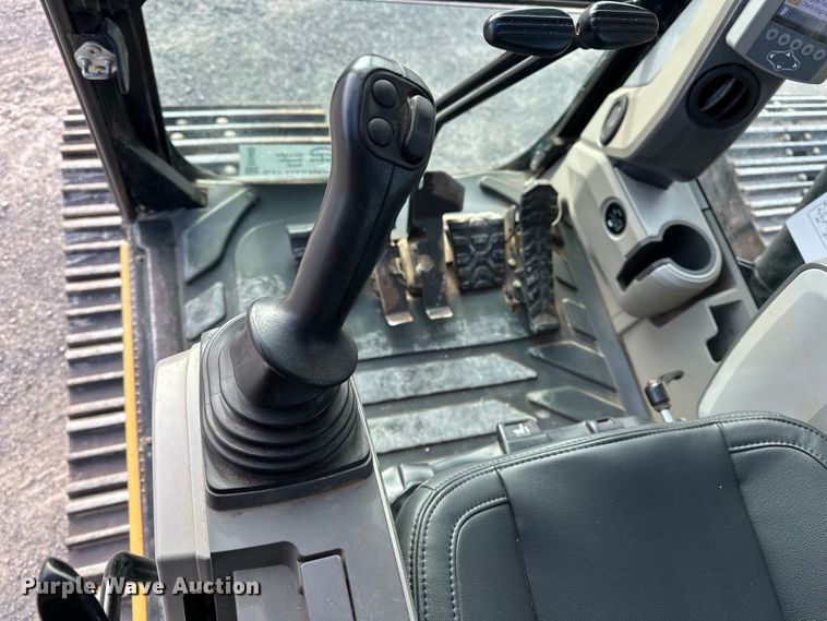 image for item EE4465 2014 Caterpillar 320EL excavator