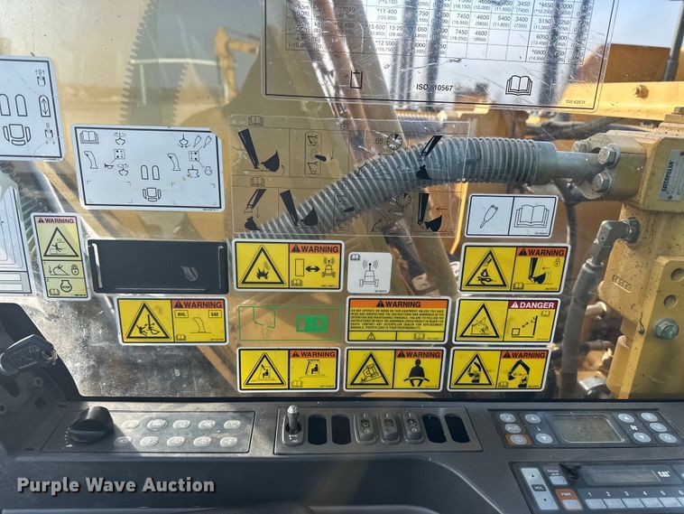 image for item EE4465 2014 Caterpillar 320EL excavator